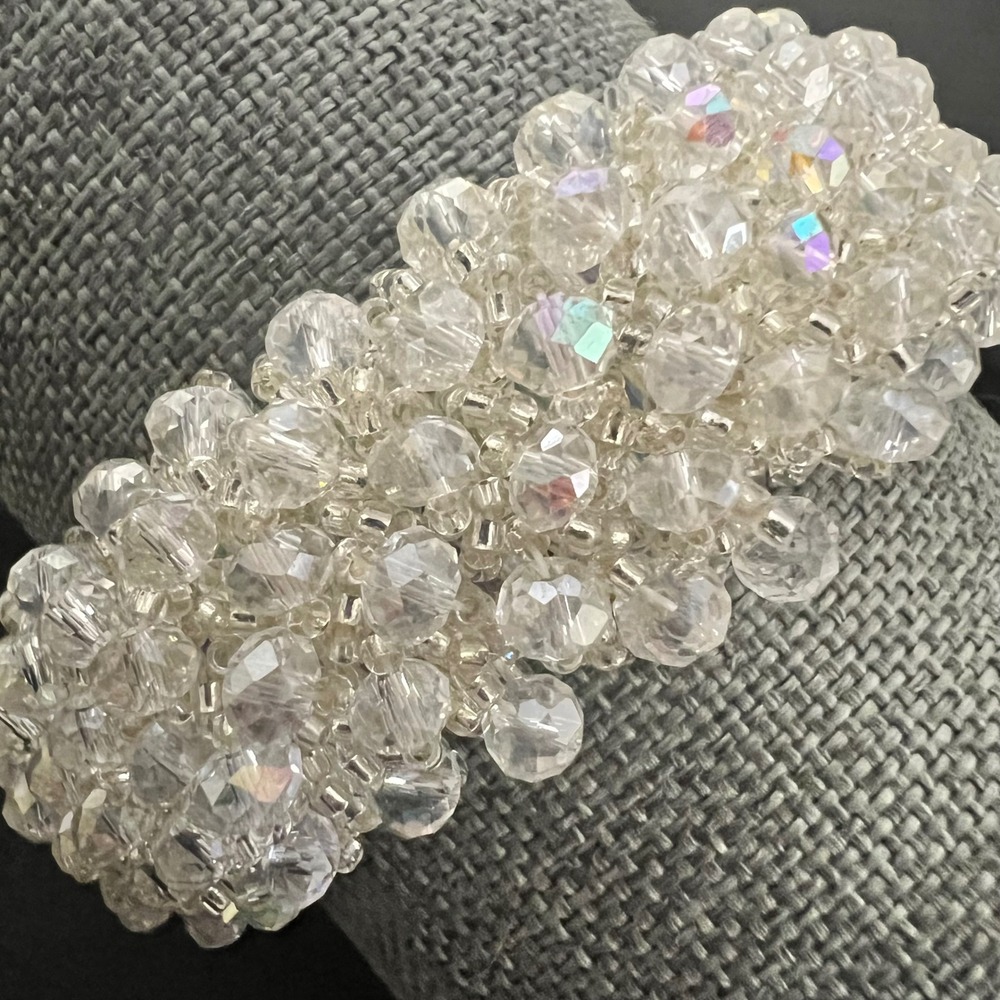 Vintage Clear Iridescent Beaded Cluster Bracelet 6.25 In Coquette 90s